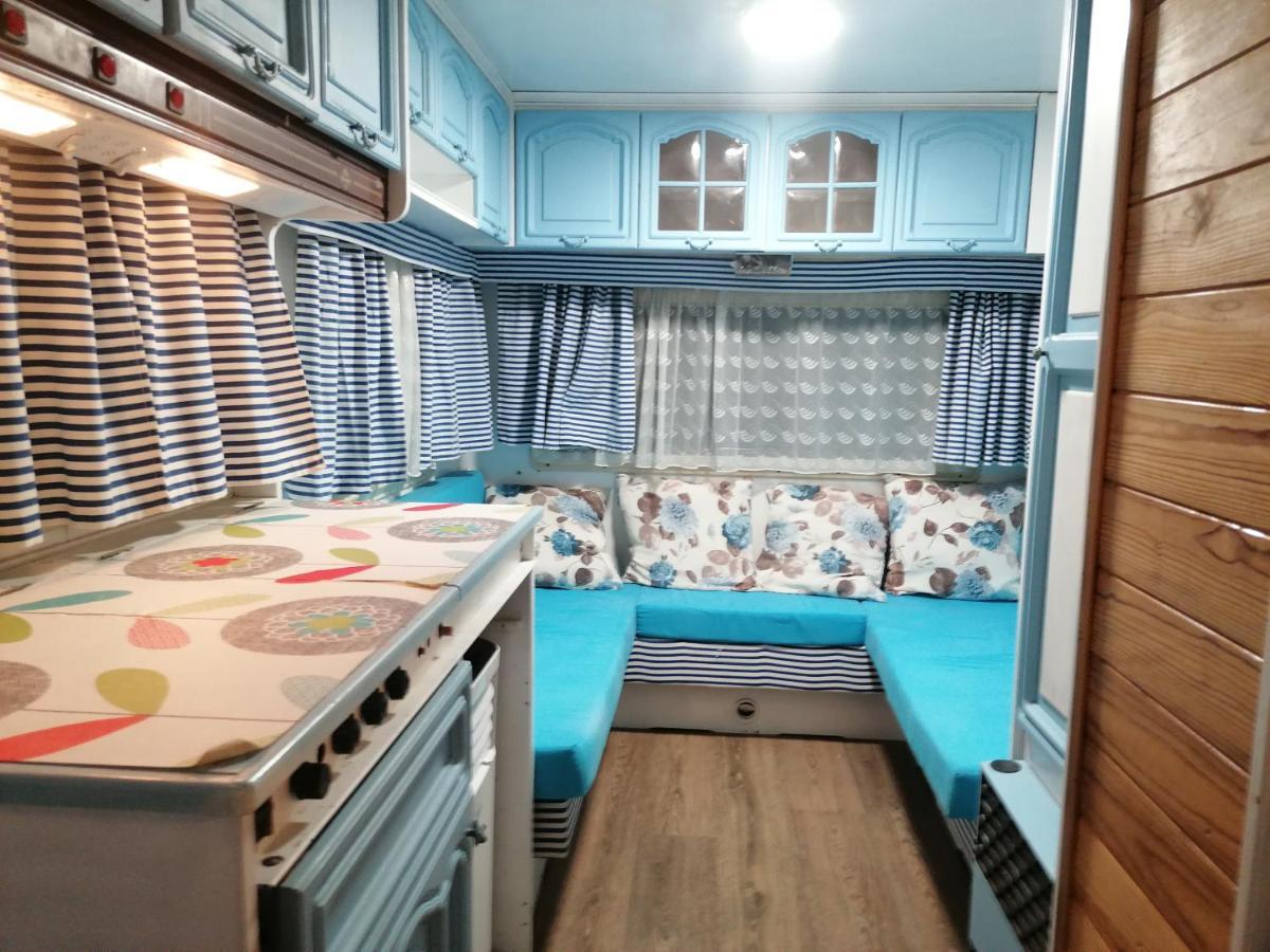 Caravanas Y Habitaciones Para Relajarse Сакс Екстериор снимка
