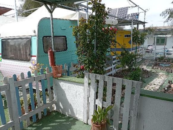 Caravanas Y Habitaciones Para Relajarse Сакс Екстериор снимка