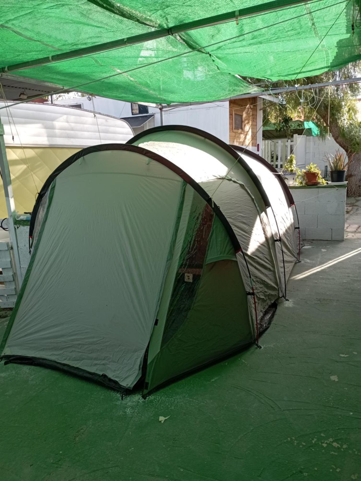 Caravanas Y Habitaciones Para Relajarse Сакс Екстериор снимка