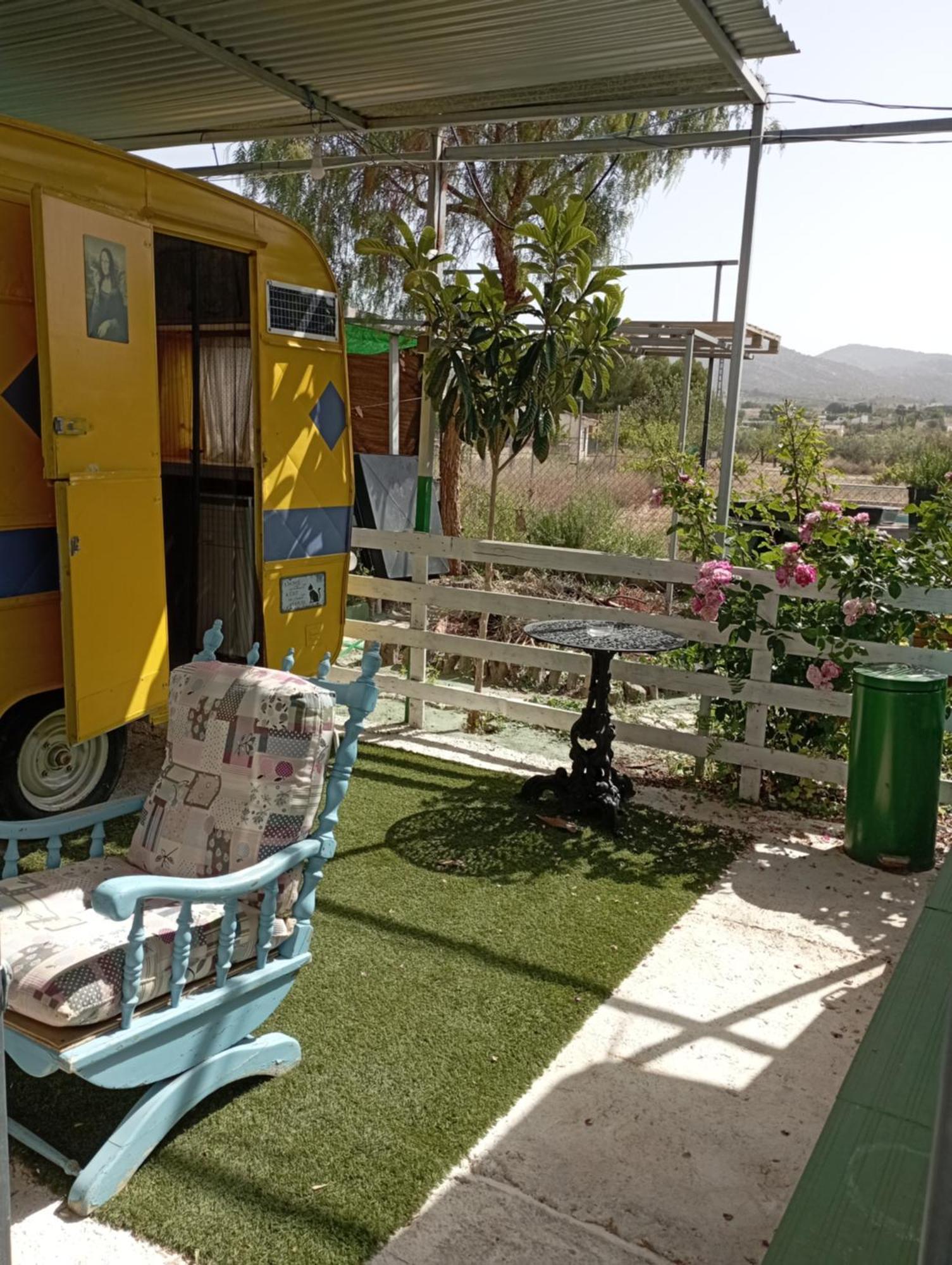 Caravanas Y Habitaciones Para Relajarse Сакс Екстериор снимка